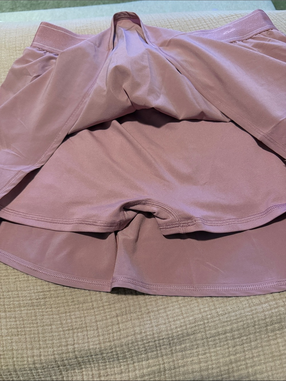 ALO Yoga Dusty Rose Active Skirt - Picture 3 of 4